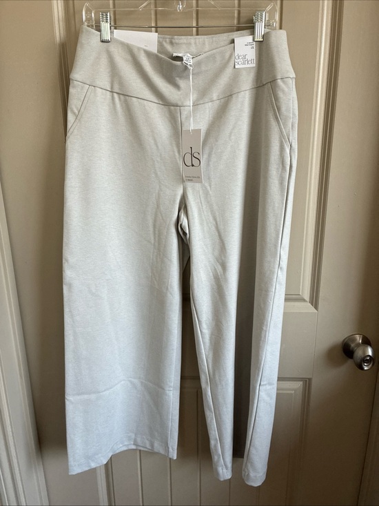 Dear Scarlett Pants - Dear Scarlett Light Cream Cropped Pull-On Pants